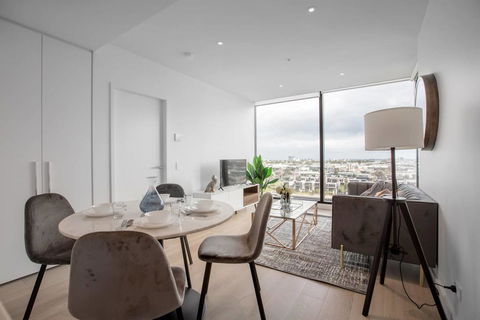 Delightful 2BR Riverview@Docklands - Northern Rivers Accommodation 2