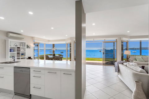 Delphini 1 - Salamander Bay - Northern Rivers Accommodation 3