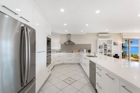 Delphini 1 - Salamander Bay - Northern Rivers Accommodation 2