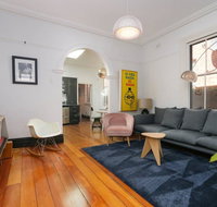 Designer 2 Bedroom House with Garden in Northbridge - Northern Rivers Accommodation