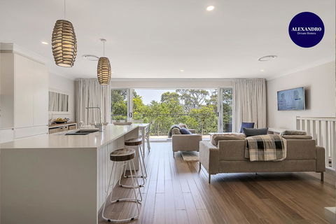 DESIGNER HOLIDAY BEACH PAD // 4 BED // COPA - Northern Rivers Accommodation 0