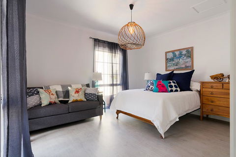 Designer Town Villa - Northern Rivers Accommodation 3
