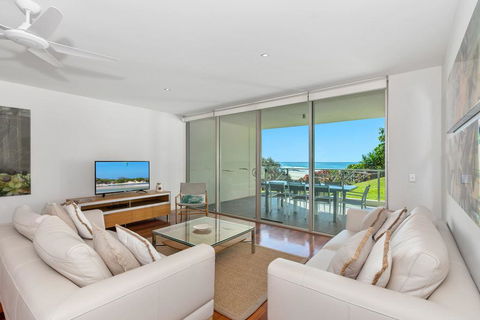 DIRECT BEACH ACCESS - 3 BED APART - CABARITA BEACH - Northern Rivers Accommodation 1