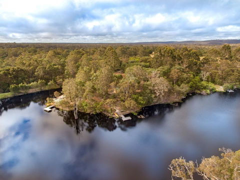 Donnelly Lakes - Northern Rivers Accommodation 0