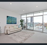 Down Town on Pirie - Heart of East End - Wifi - Netflix - Northern Rivers Accommodation
