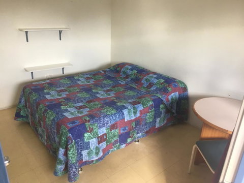 Dunsborough Inn Backpackers - Northern Rivers Accommodation 1