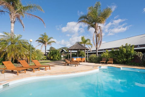 Dunsborough Town Units - Northern Rivers Accommodation 0