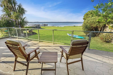 Eagle Point Getaway - Waterfront Serenity! - Northern Rivers Accommodation 0