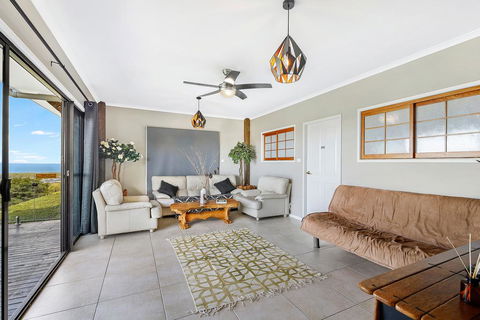 Eagles Loft - Northern Rivers Accommodation 1