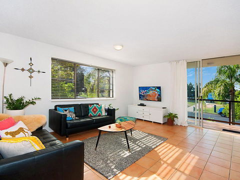 EAST COAST ESCAPES - Byron Beachfront - Northern Rivers Accommodation 3
