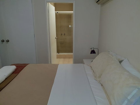 East Perth 2 BR Superb Riverside Apartment - Northern Rivers Accommodation 0