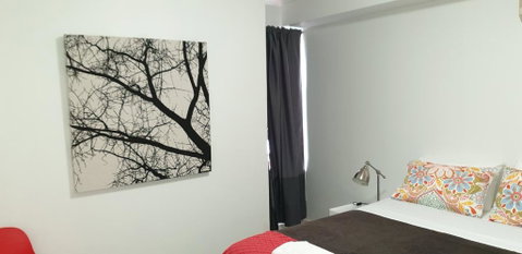 East Perth 2 BR Superb Riverside Apartment - Northern Rivers Accommodation 1