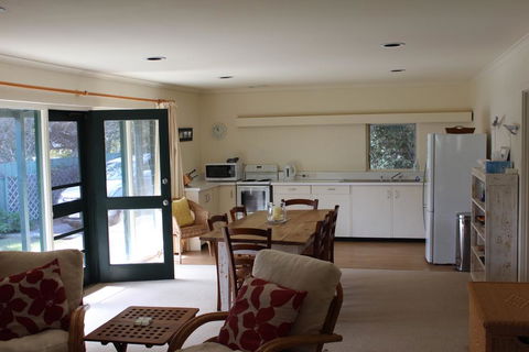 East Street Retreat - Northern Rivers Accommodation 2