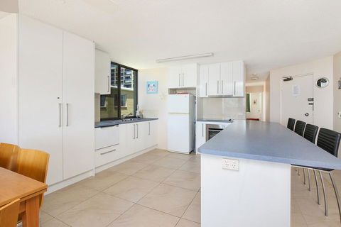 Eastbourne U6, 80 Esplanade. Golden Beach - Northern Rivers Accommodation 1