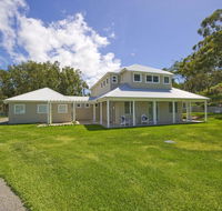 Echo Beach House 16 Reflections Dr - Luxurious House with Magnificent Pool and Ducted Air - Northern Rivers Accommodation