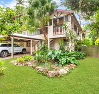 Edge Hill Holiday Home / Cairns - Northern Rivers Accommodation