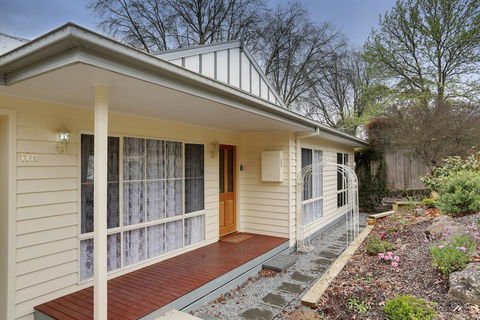 Edwards Rose - Northern Rivers Accommodation 1