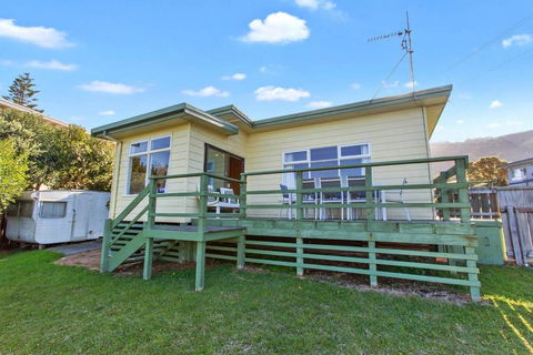 EIGHTY STEPS - Walk To The Ocean Edge - Northern Rivers Accommodation 2