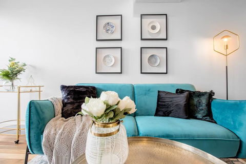 Elegant 2BR@Footscray Station - Northern Rivers Accommodation 0
