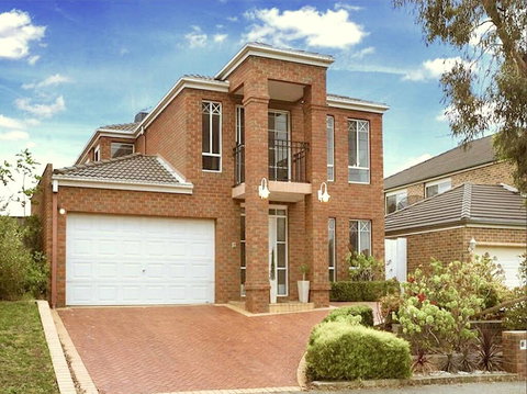 Elegant Glen House 4B5B ParkFront - Northern Rivers Accommodation 0