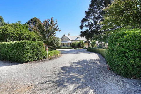 Elizabeth House - Northern Rivers Accommodation 0