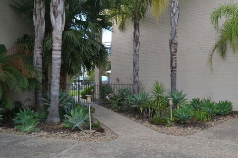 ELSINOR Townhouse 10 Mulwala - Northern Rivers Accommodation 3