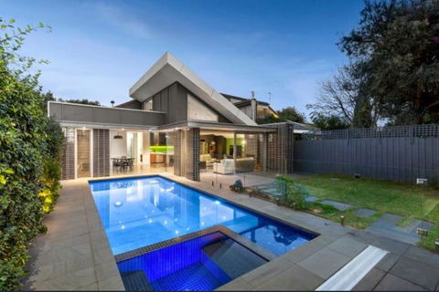 Elsternwick Paradise, Love Where You Live!!! - Northern Rivers Accommodation 0