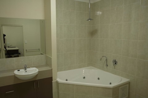 Emerald Inn - Northern Rivers Accommodation 3