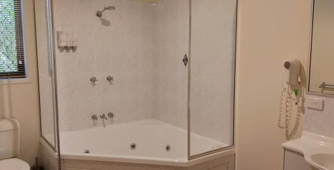 Emerald Motel Apartments - Northern Rivers Accommodation 2