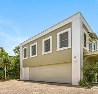 Enjoy the views Sunshine Beach - Northern Rivers Accommodation