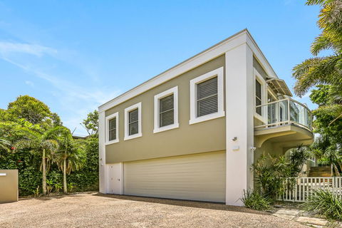 Enjoy The Views, Sunshine Beach - Northern Rivers Accommodation 0