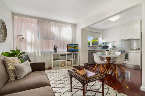 Enjoy Walking To The Beach From Bright Apartment - Northern Rivers Accommodation 0