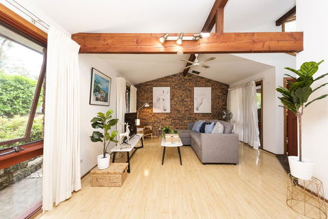 Epping 3BR 3BA Fast Wifi Easy Parking House - Northern Rivers Accommodation 0