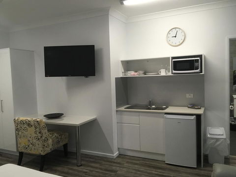 Escape On Lake - Northern Rivers Accommodation 1