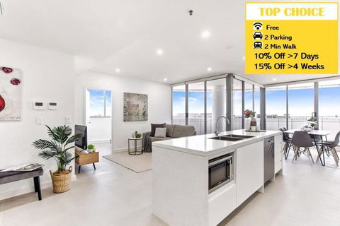 ESQ Astonishing 3BD Apartment 1 Min From Train Station - Northern Rivers Accommodation 0