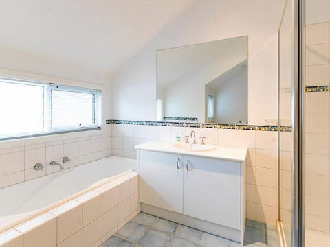 EVERGREEN BEACH HOUSE - Northern Rivers Accommodation 2