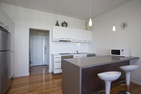 Exclusive Anglesea River Beach Apartment - Northern Rivers Accommodation 1