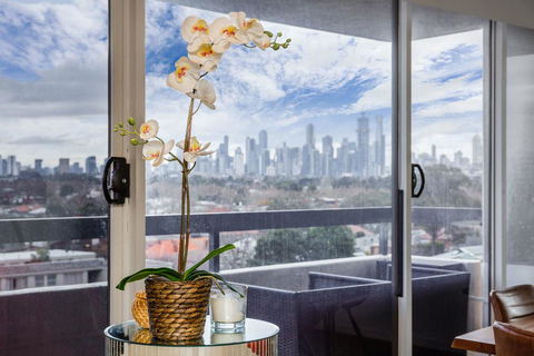 Exquisite 2 Bed Apartment With Beach & City Views - Northern Rivers Accommodation 2