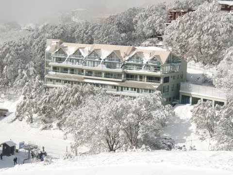 Falls Creek Country Club - Northern Rivers Accommodation 1
