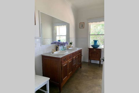 Farm House At The Gateway To The King Valley - Northern Rivers Accommodation 1