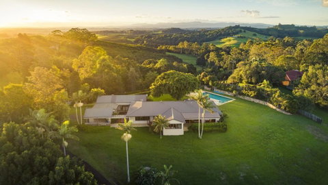 Ferncrest - Fernleigh - WiFi - Air-Conditioning - Northern Rivers Accommodation 0