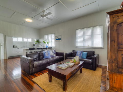 Fisherman's Cottage Hervey Bay - Northern Rivers Accommodation 0