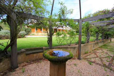 Fitzroy Inn Historic Retreat Mittagong - Northern Rivers Accommodation 0