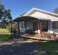 Flame Tree Chalet - Northern Rivers Accommodation