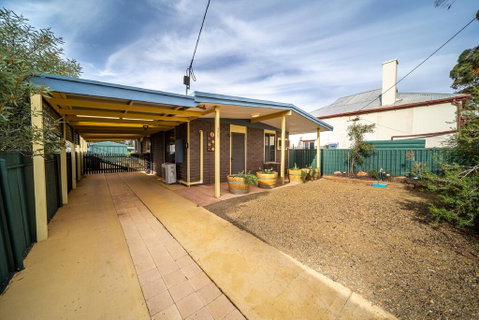 Flinders Ranges Bed And Breakfast - Northern Rivers Accommodation 1