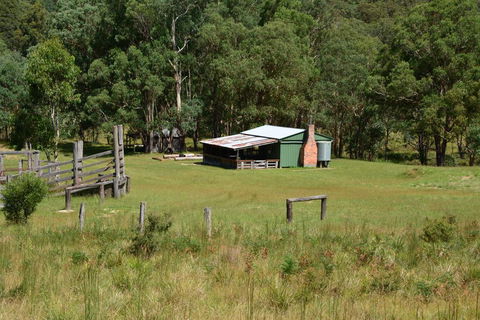 Four Bull Hut - Northern Rivers Accommodation 0