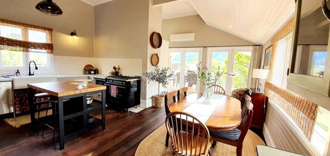 Galway - Northern Rivers Accommodation 0