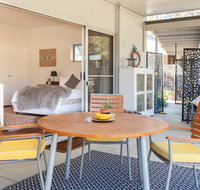 Gartelmann Studio  Gartelmanns Wines walk to The Deck Cafe  Wine tasting - Northern Rivers Accommodation