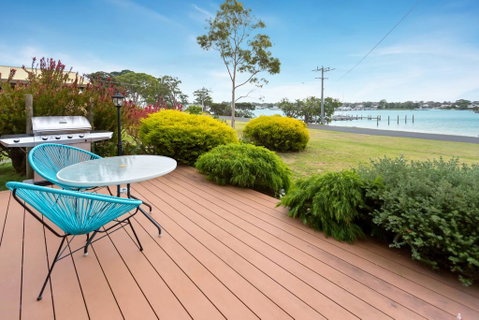 Getaway - Waterfront Island Living - Northern Rivers Accommodation 0