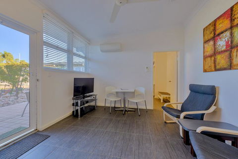 Getaway Villas Unit 38-5 - 1 Bedroom Self-Contained Accommodation - Northern Rivers Accommodation 3